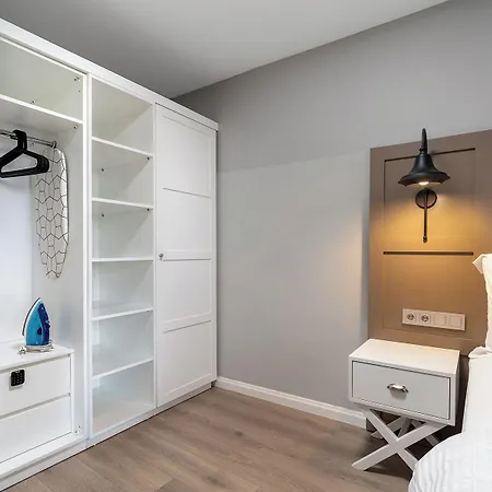 アパートホテル Urban Quarters - Tepebasi 4*