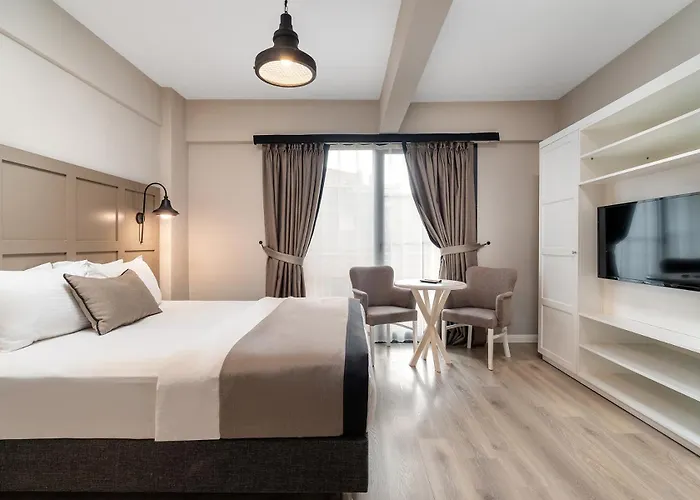 Urban Quarters - Tepebasi 4*