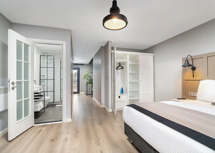 Ξενοδοχείο με διαμερίσματα Urban Quarters - Tepebasi 4*