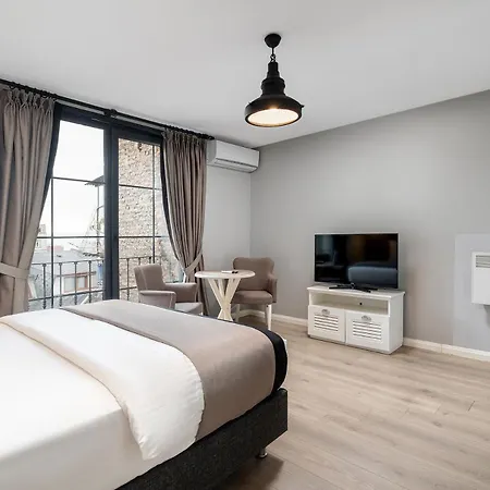 Urban Quarters - Tepebasi Aparthotel