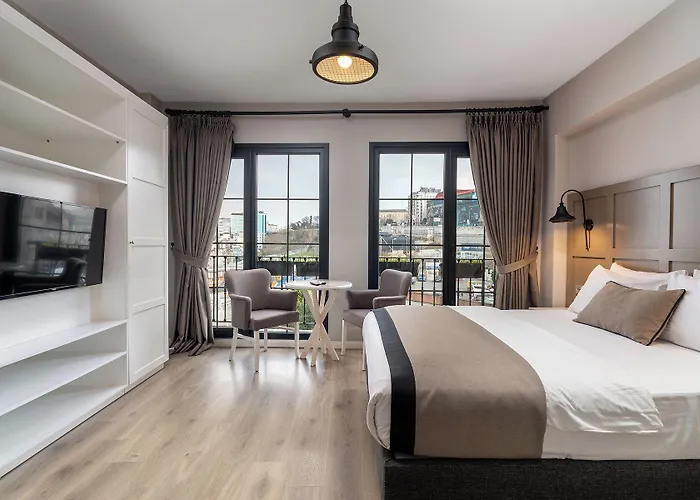 Urban Quarters - Tepebasi Aparthotel